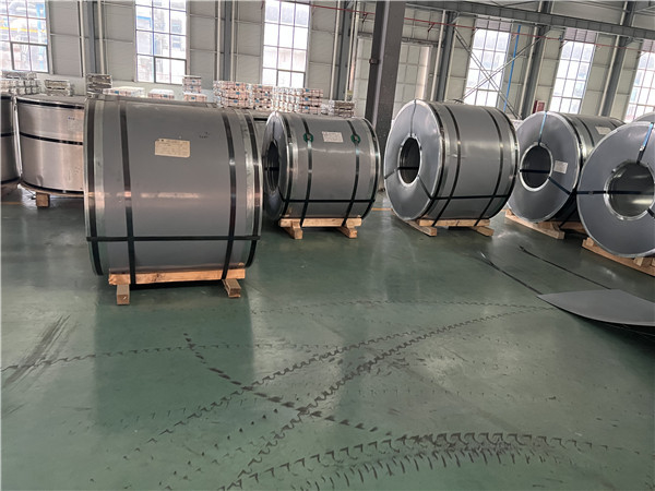 ETP TFS Weldable Electrolytic Tin Plate 600 - 1050mm สำหรับอาหารเครื่องดื่ม Artistic Barrel